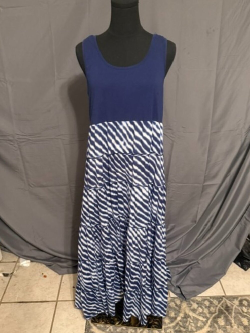 GRACE ELEMENTS Dress Size L